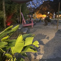 Kahuna Joe's - Hawaiian Shave Ice - Outside Picnic area