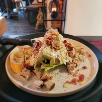 D'Carlo - Italian Near Me - Medicine Hat, Alberta
