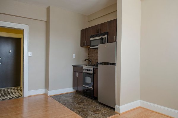 1630 Park Apartments by null