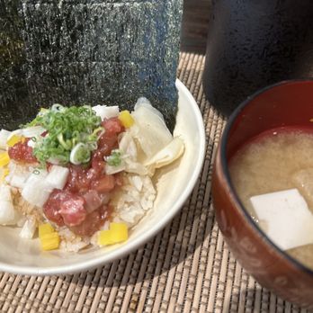 Hana Izumi - Blue fin bowl and miso soup - Japanese Near Me - Millbrae, California