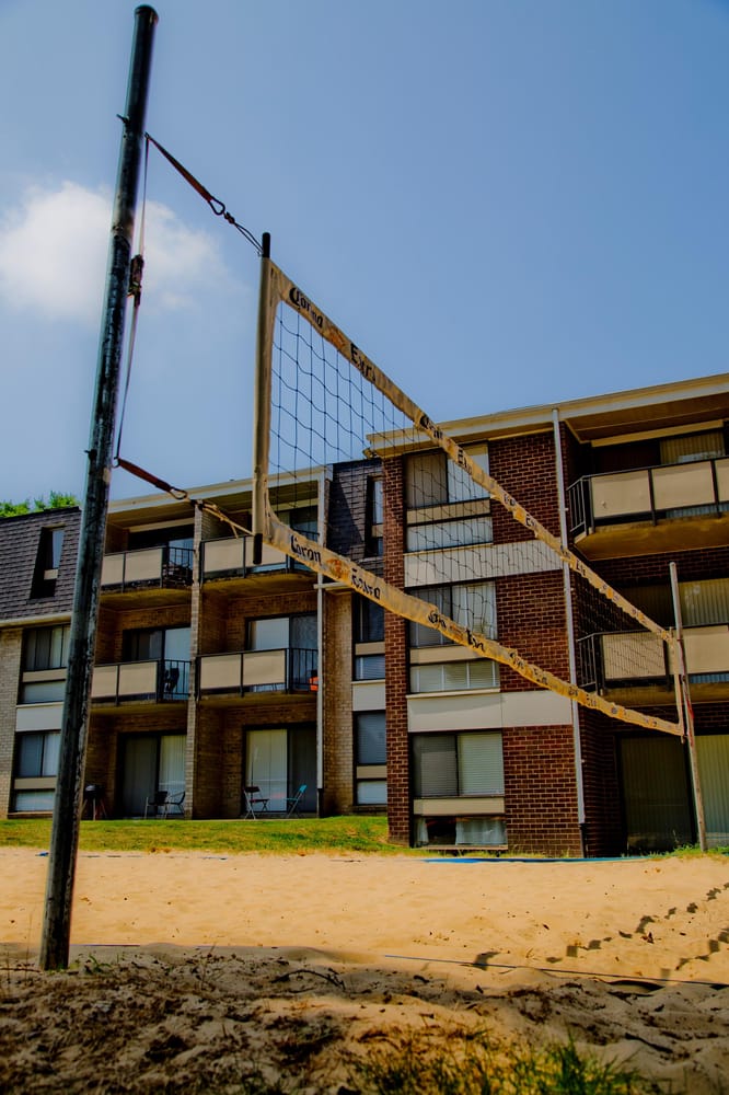 VALLEY HIGH APARTMENTS Updated September 2024 18 Photos 7950