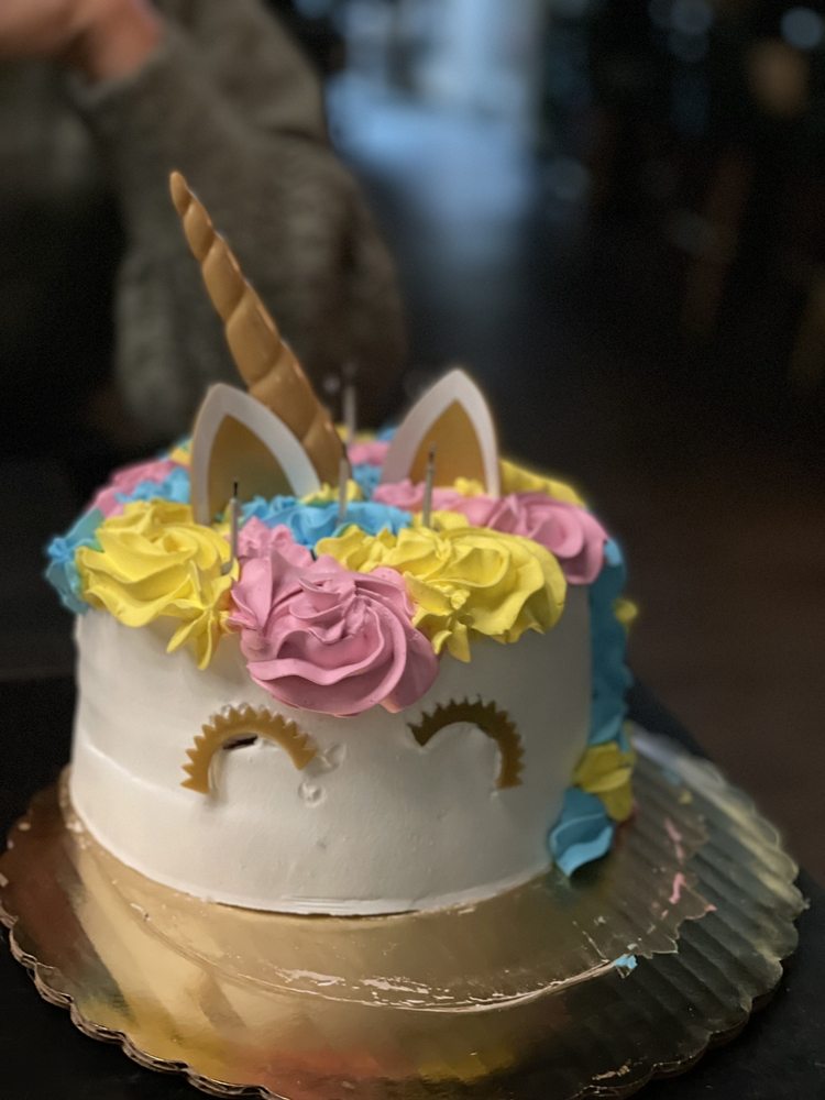 Salvadorean Bakery & Restaurant