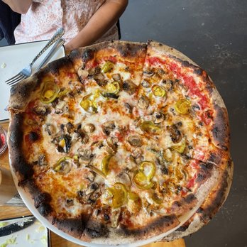 Magic 5 Pie Co. - Pizza Near Me - Norwalk, Connecticut