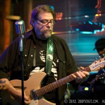 Penngrove Pub - 27-Oct-2012 - Tao Jones & The Drones - http://www.tao-jones.com - Nightlife Near Me - Penngrove, California
