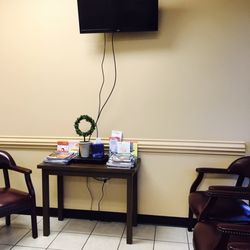 Allergy and Asthma Clinic of Central Texas - Waiting area