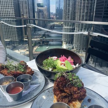 LH Rooftop - Fried chicken sandwich, chilaquiles - Cocktail Bars Near Me - Chicago, Illinois