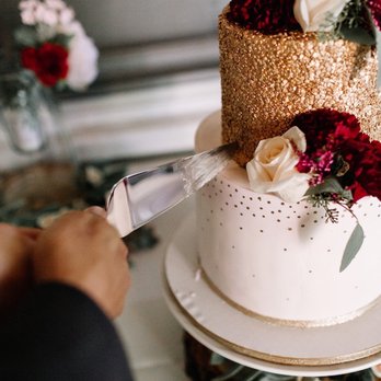 DH Cake Studio - Cupcakes Near Me