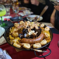 Cadena Restaurant & Tapas Bar - Paella