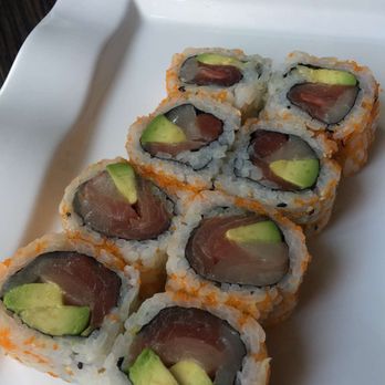 Niu B - Tuna Hama Maki - Sushi Bars Near Me - Chicago, Illinois