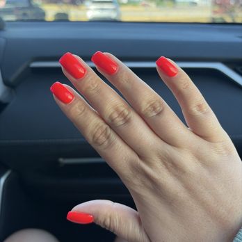 Tippi Nail Bar - Nails by Bee - Nail Salons Near Me - Eugene, Oregon Tippi Nail Bar - Nails by Bee - Nail Salons Near Me - Eugene, Oregon