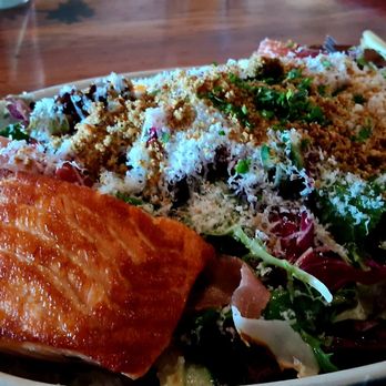 North Italia - Italian farm salad with pan seared salmon - Pizza Near Me - Las Vegas, Nevada North Italia - Italian farm salad with pan seared salmon - Pizza Near Me - Las Vegas, Nevada