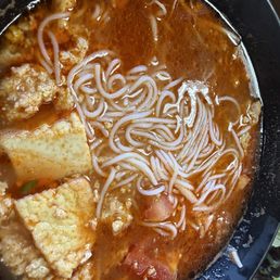 Ground crab meat with tomatoes soup base. Ground crab meat with tomatoes soup base.