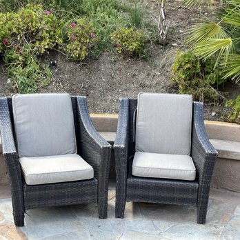 Lilly's Design - Seat Cushions - Furniture Reupholstery Near Me - Montclair, California