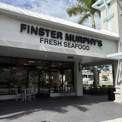 Finster Murphy's - Entrance