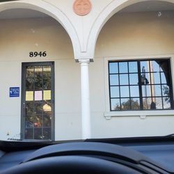 Windermere Allergy and Asthma - Front door. Patients have to wait in their cars until called in (which has been less than ten minutes).