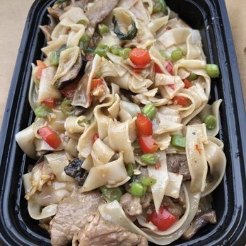 Thai House Cuisine - Drunken noodle - Thai Near Me - Milton, Ontario Thai House Cuisine - Drunken noodle - Thai Near Me - Milton, Ontario
