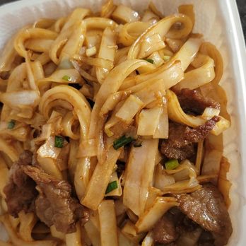 Temple Valley's Chinese Restaurant - Beef chow funn - Chinese Near Me - Kaneohe, Hawaii