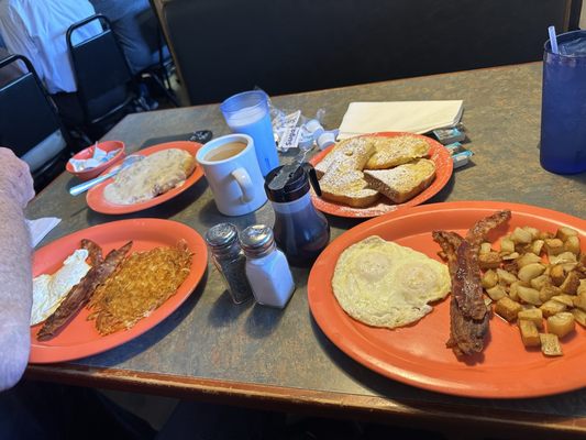 Town & Country Restaurant by null