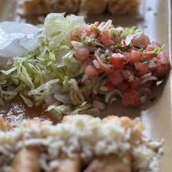 Port Vida a Mexican Cantina - Flautas