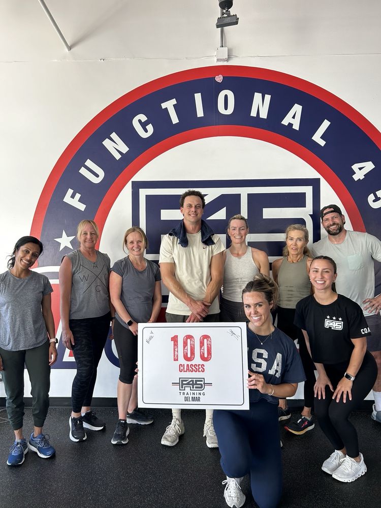 F45 Training Del Mar Logo