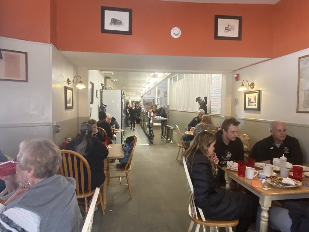 Trackside Cafe, Exeter Roadtrippers