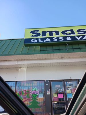 Smash Glass And Vape