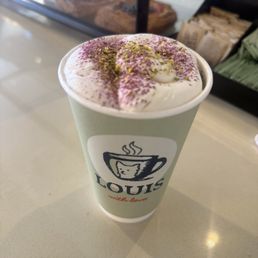 Pistachio latte Pistachio latte