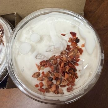 Broken Coffee - Spring Mountain - Strawberry cream latte - Coffee & Tea Near Me - Las Vegas, Nevada
