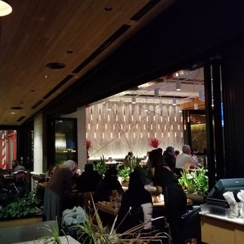 Earls Kitchen + Bar - Patio area - New American Near Me - Somerville, Massachusetts