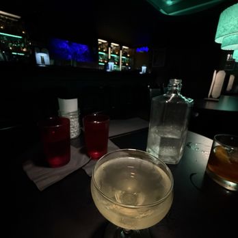 Frank - Btches Love Flowers - Whiskey Bars Near Me - Sacramento, California