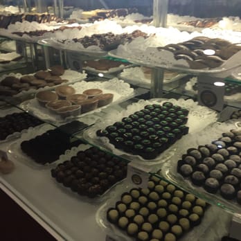Nantucket Candy Company - Truffles - Candy Stores Near Me - Nantucket, Massachusetts Nantucket Candy Company - Truffles - Candy Stores Near Me - Nantucket, Massachusetts