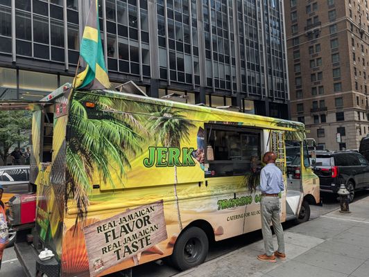 Jerk Pan Foodtruck by null