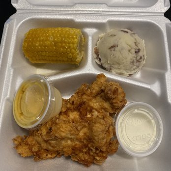 Blue Bonnet Cafe - Desserts Near Me - Marble Falls, Texas