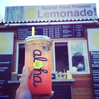 Photo of Wow Wow Hawaiian Lemonade - Kahului, HI, United States. Fresh hand squeezed lemonade before our flight back to the mainland!