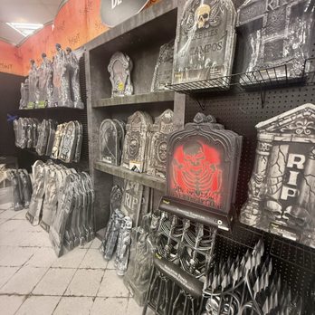 Spirit Halloween - Holiday Decorations Near Me - Clay, New York