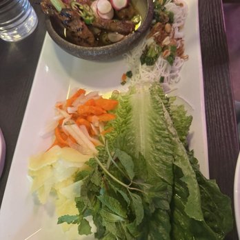 1618 Asian Fusion - Vietnamese Near Me - Austin, Texas