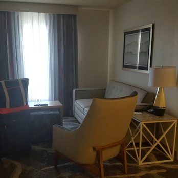 Homewood Suites by Hilton Phoenix-Biltmore - Hotels Near Me - Phoenix, Arizona Homewood Suites by Hilton Phoenix-Biltmore - Hotels Near Me - Phoenix, Arizona