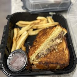 Flamestone American Grill - Short rib grilled cheese & fries