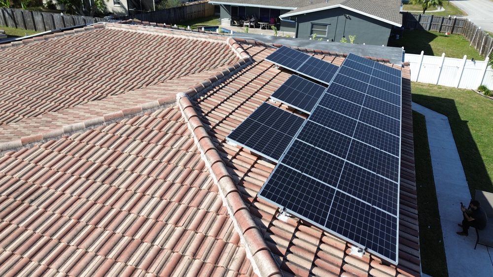 Slide of Green Roofing & Solar