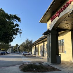 Walgreens - Weird entrance in back corner of parking lot