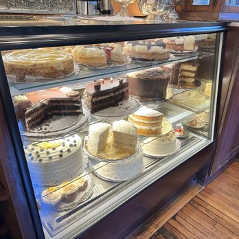 Alcove Café & Bakery - Cakes - Bakeries Near Me - Los Angeles, California Alcove Café & Bakery - Cakes - Bakeries Near Me - Los Angeles, California