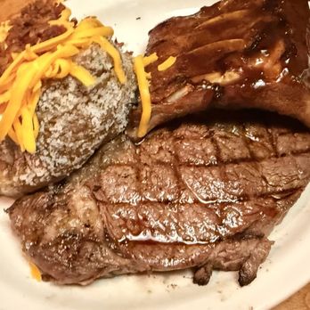 Texas Roadhouse - Steakhouses Near Me - Northglenn, Colorado