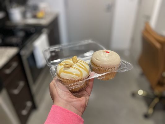 Cami Cakes by null