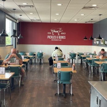 Pickles and Bones Barbecue - Dining room - Barbeque Near Me - Milford, Ohio