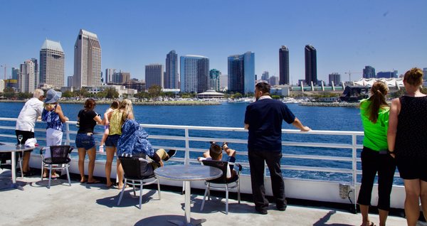 City Cruises by null