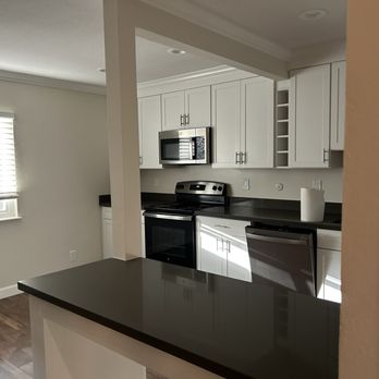 Del Prado - Kitchen at move out - Apartments Near Me - Pleasanton, California Del Prado - Kitchen at move out - Apartments Near Me - Pleasanton, California
