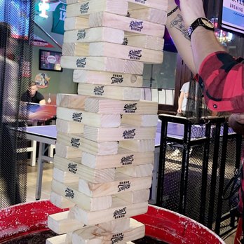 Break Bar - Jenga!! - Pool Halls Near Me - Astoria, New York