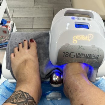Eagle Nails Salon - Nail Salons Near Me - Kaneohe, Hawaii