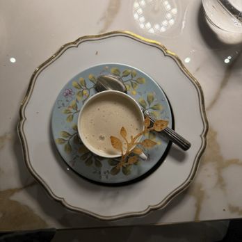 Hotel Ritz - amuse-bouche consomme - Hotels Near Me - Madrid, M