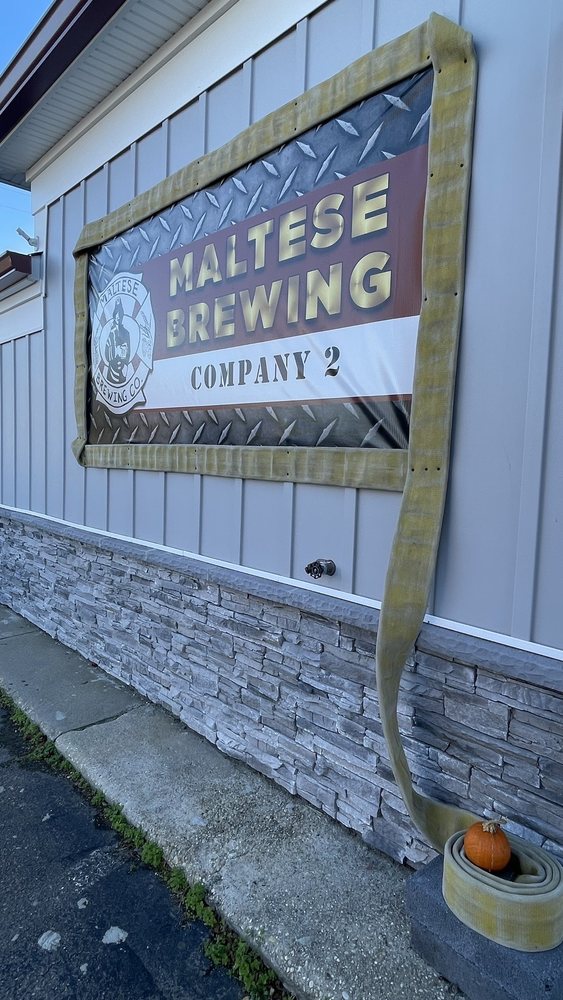 Maltese Brewing Logo